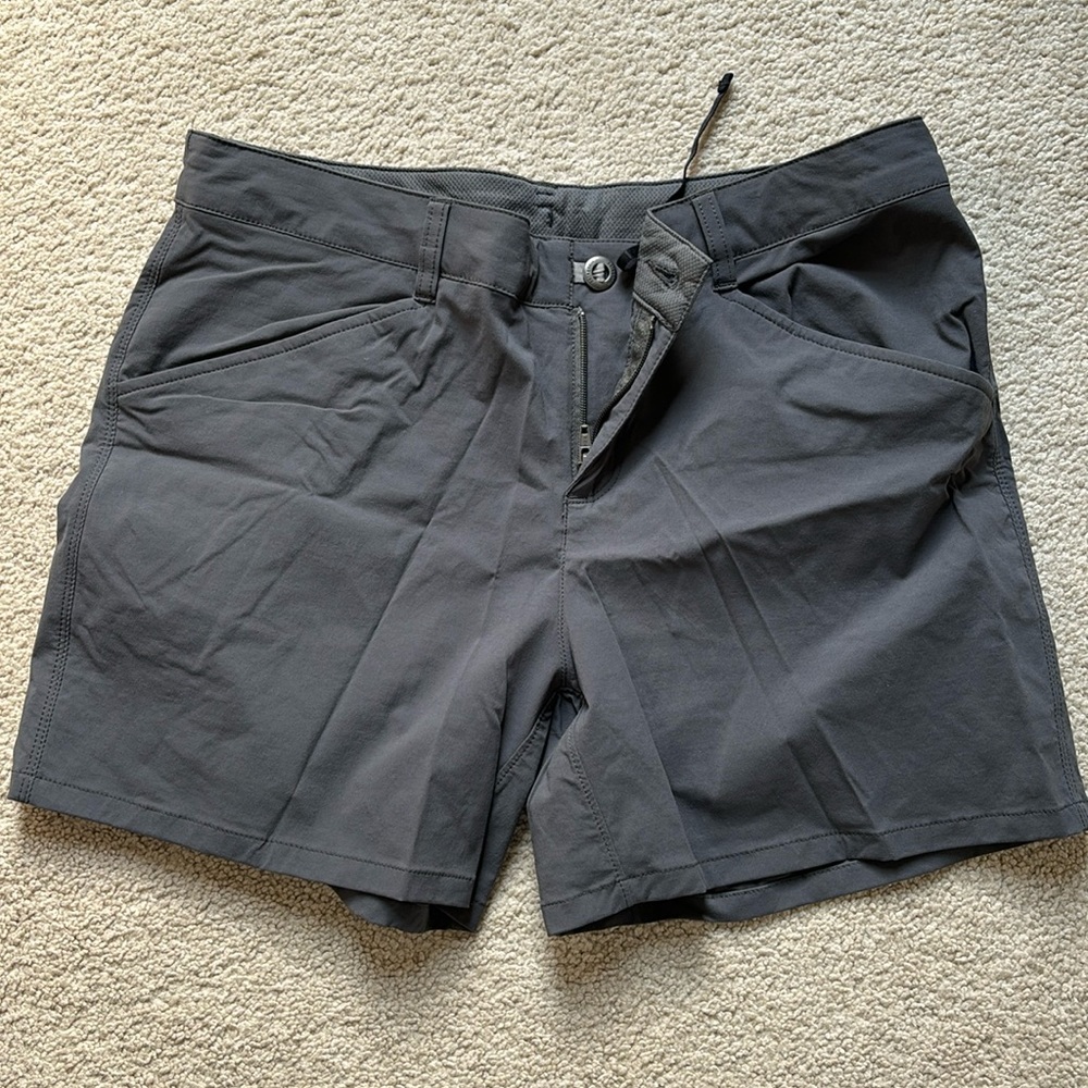 Patagonia women quandary shorts size 8